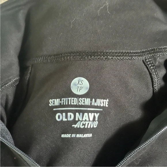 Old Navy Active Semi Fitted Women’s Extra Small Black 1/4 Zip Pullover Top - Picture 3 of 3